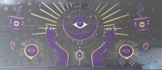 Eye/moon